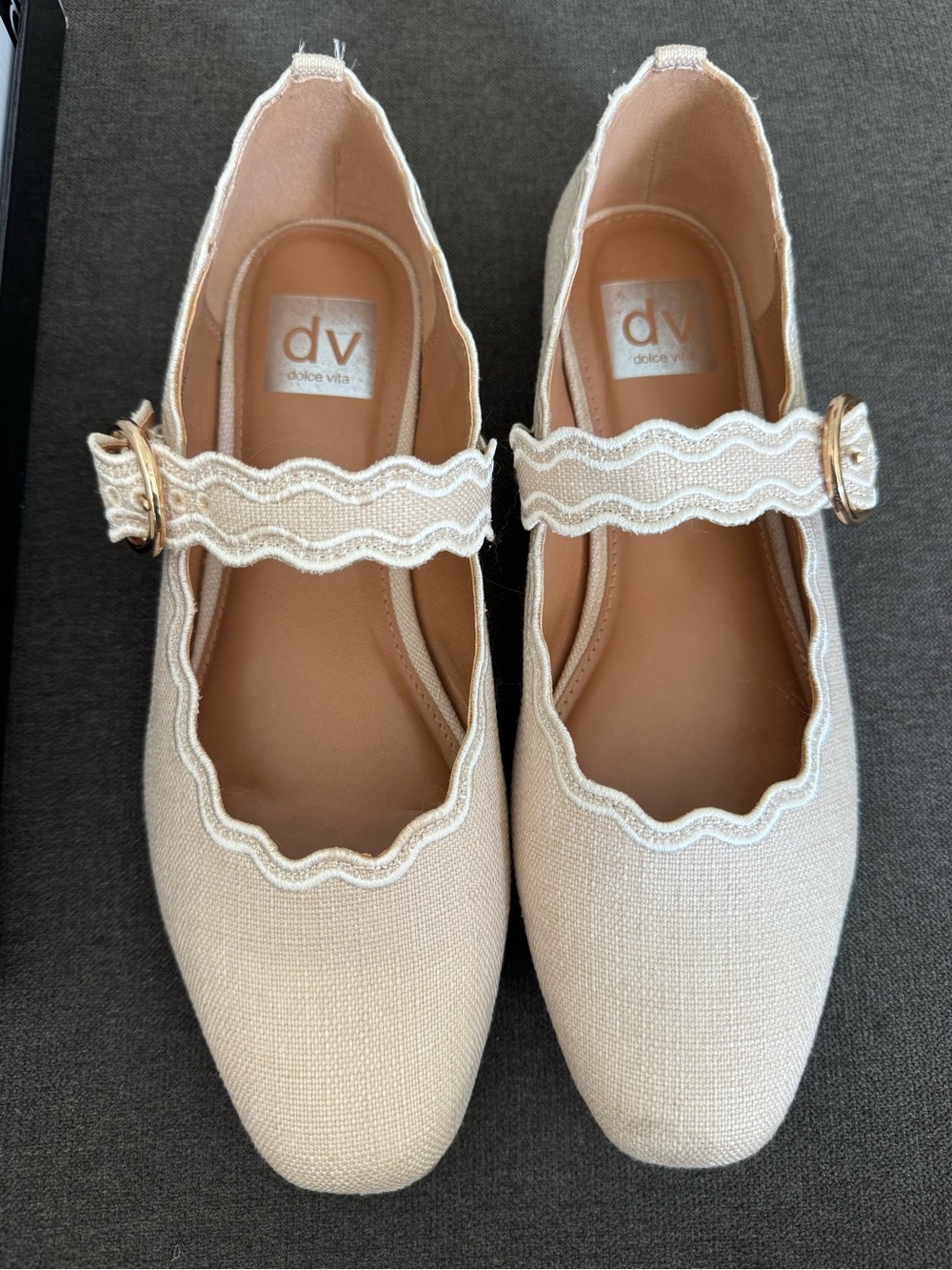 Dolce Vita Flats